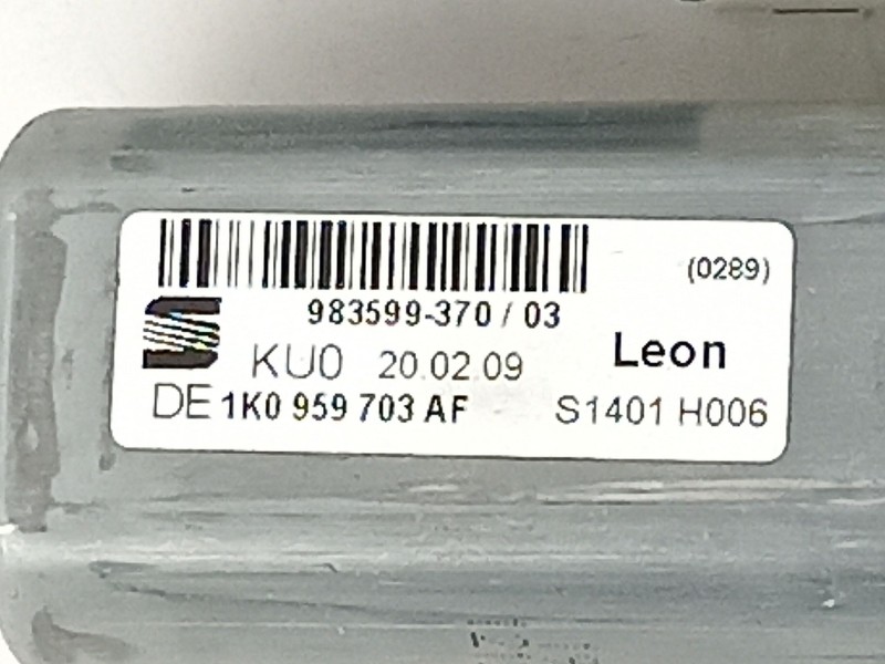 Recambio de elevalunas trasero izquierdo para seat leon (1p1) reference referencia OEM IAM 1P0839461A 1K0959703AF 