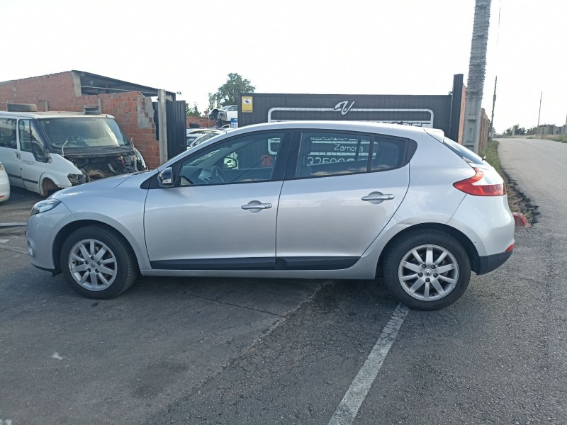 renault megane iii sport tourer del año 2012