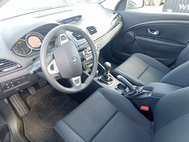 renault megane iii sport tourer del año 2012