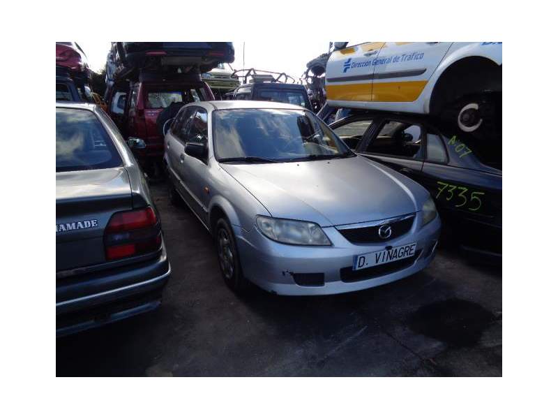 mazda 323 f vi hatchback (bj) del año 2001