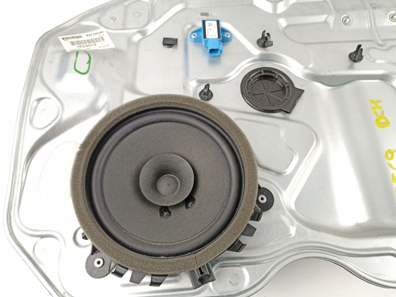 Recambio de elevalunas delantero derecho para volvo c30 1.6 d referencia OEM IAM 30784510 8679979 31288115AA