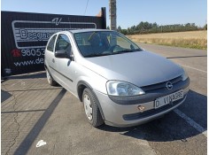 opel corsa c del año 2000