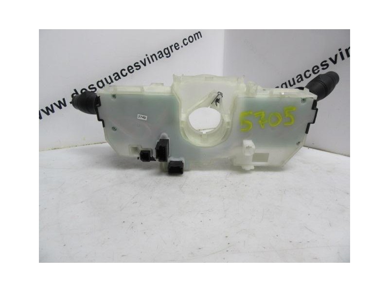 Recambio de mando luces y limpias : renault megane : 1.5 dci k9k 837 [2012] para renault megane 1.5 dci k9k 837 referencia OEM I