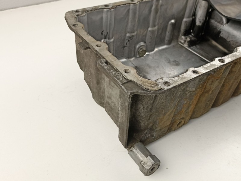 Recambio de carter aceite para ford focus c-max 2.0 referencia OEM IAM 9652404580  