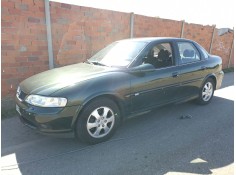 opel vectra b fastback (38_) del año 2000