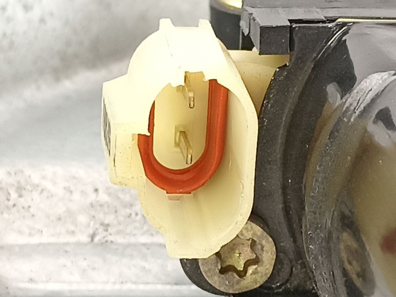 Recambio de elevalunas delantero izquierdo para hyundai tucson 2.0 crdi referencia OEM IAM 824702E010  