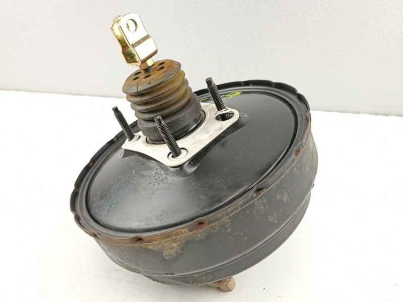 Recambio de servofreno para hyundai tucson 2.0 crdi referencia OEM IAM 585002E450  