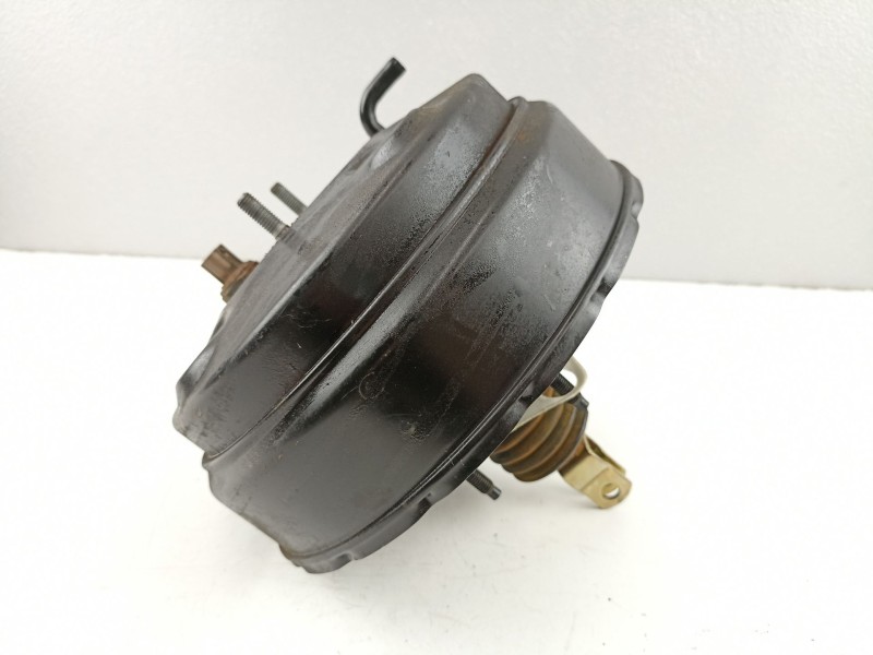 Recambio de servofreno para hyundai tucson 2.0 crdi referencia OEM IAM 585002E450  