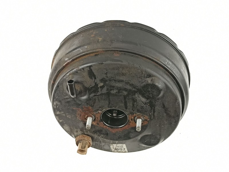 Recambio de servofreno para hyundai tucson 2.0 crdi referencia OEM IAM 585002E450  