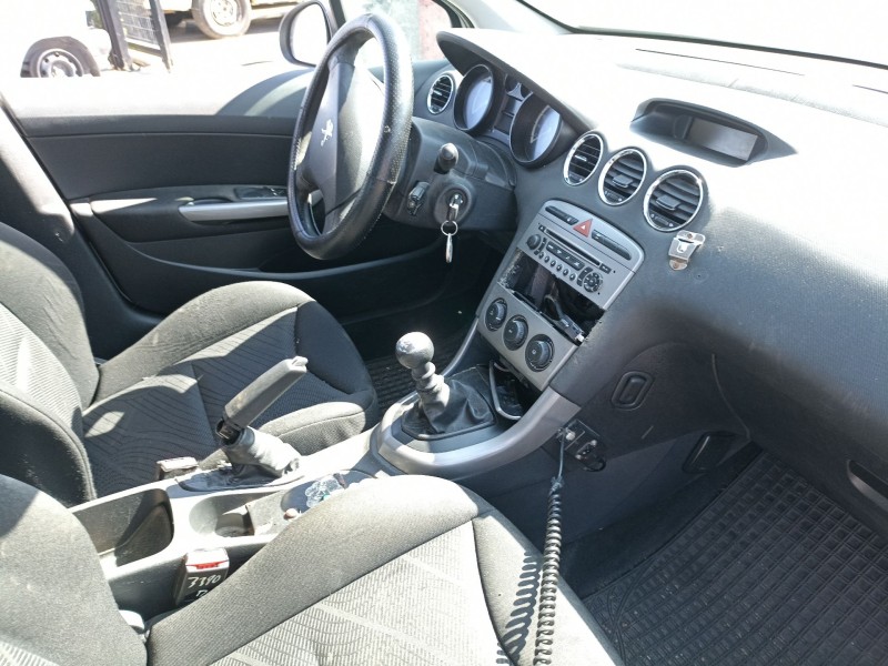 peugeot 308 del año 2011