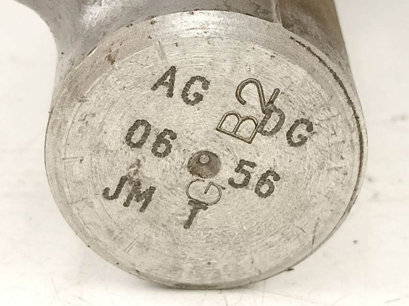 Recambio de bomba de freno para hyundai tucson 2.0 crdi referencia OEM IAM 585102E100  