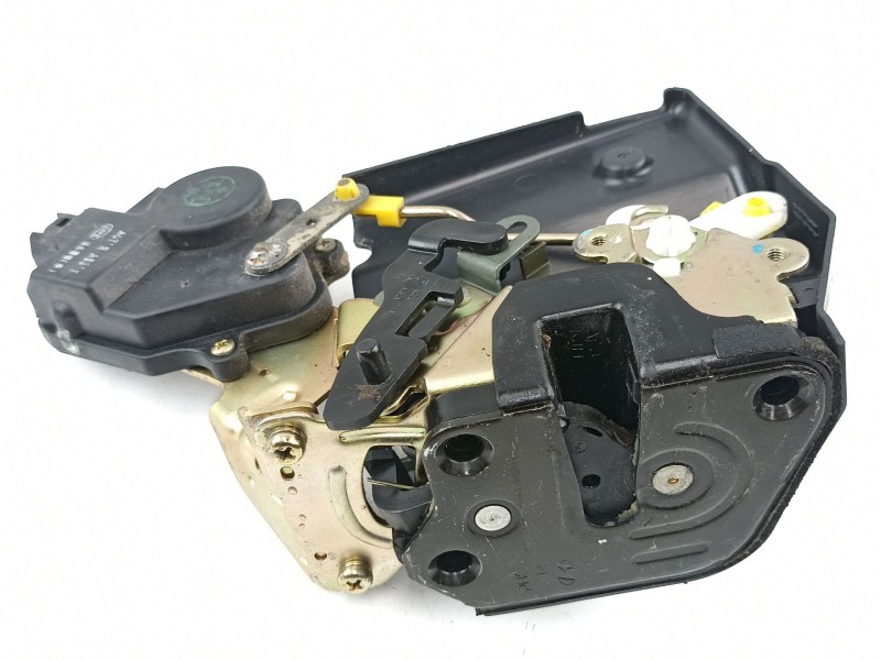 Recambio de cerradura puerta trasera derecha para hyundai tucson 2.0 crdi referencia OEM IAM 814202E010  