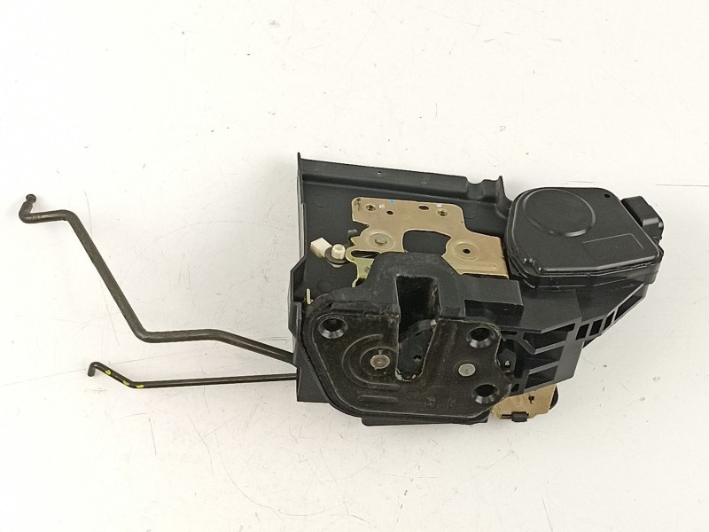 Recambio de cerradura puerta delantera izquierda para hyundai tucson 2.0 crdi referencia OEM IAM 813102E010  