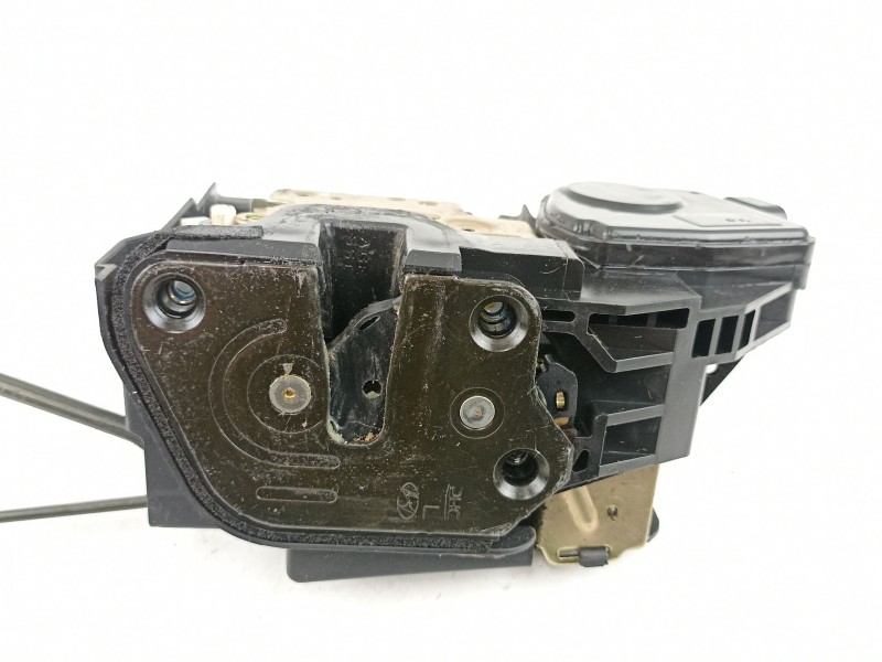Recambio de cerradura puerta delantera izquierda para hyundai tucson 2.0 crdi referencia OEM IAM 813102E010  