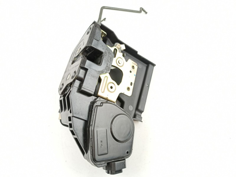 Recambio de cerradura puerta delantera izquierda para hyundai tucson 2.0 crdi referencia OEM IAM 813102E010  