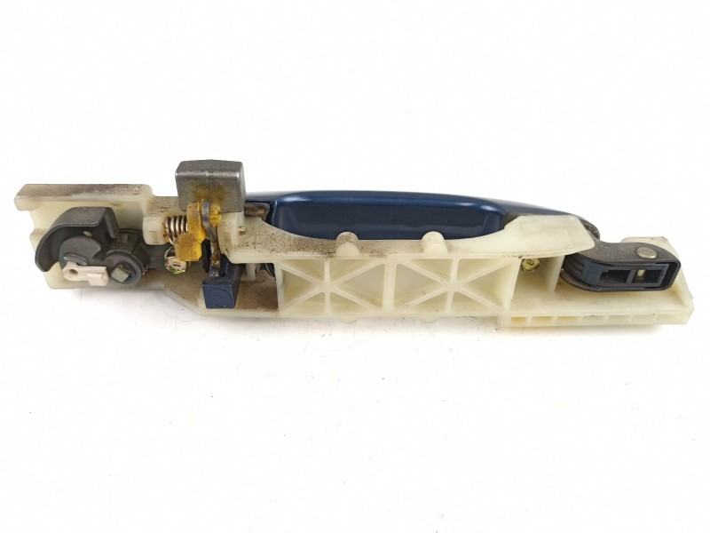 Recambio de manilla delantera izquierda para hyundai tucson 2.0 crdi referencia OEM IAM 826502E000  