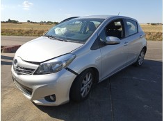 toyota yaris del año 2014