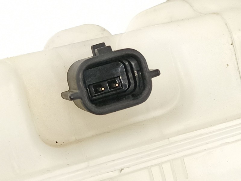 Recambio de bomba de freno para dacia sandero ambiance referencia OEM IAM 460111938R  