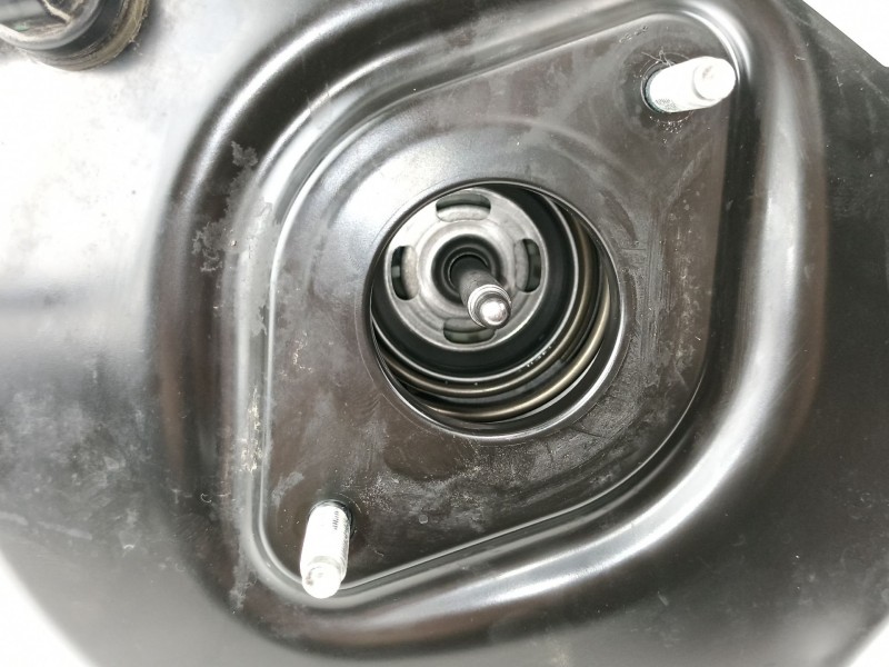 Recambio de servofreno para dacia sandero ambiance referencia OEM IAM 472103298R  