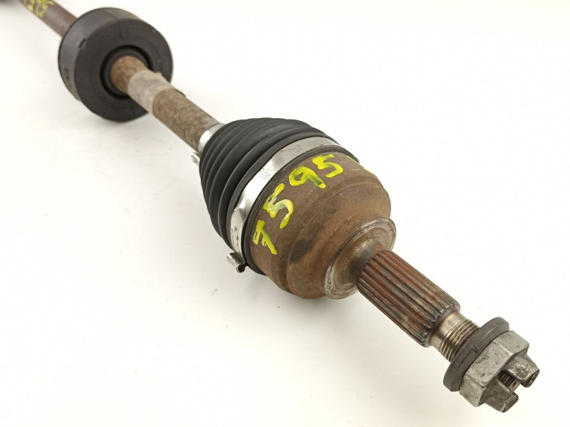 Recambio de transmision delantera derecha para dacia sandero ambiance referencia OEM IAM 391006553R  