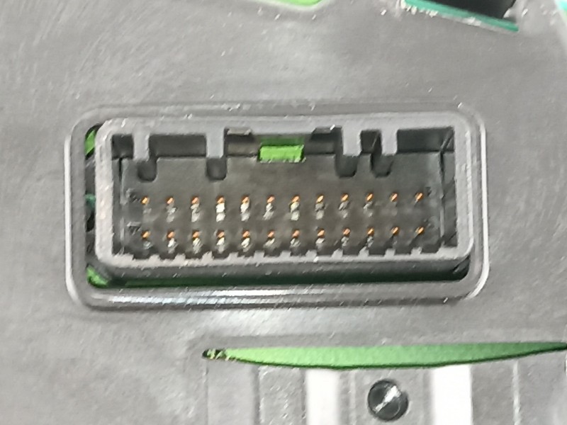 Recambio de cuadro instrumentos para dacia sandero ambiance referencia OEM IAM 248102645R  