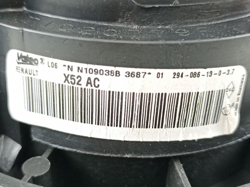 Recambio de motor calefaccion para dacia sandero ambiance referencia OEM IAM 272102798R N109038B 