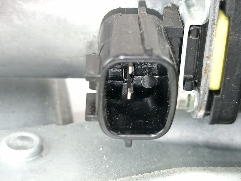 Recambio de elevalunas delantero izquierdo para dacia sandero ambiance referencia OEM IAM 807213282R  