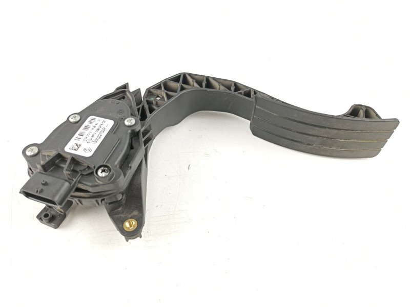 Recambio de potenciometro aceleracion para dacia sandero ambiance referencia OEM IAM 180022703R  