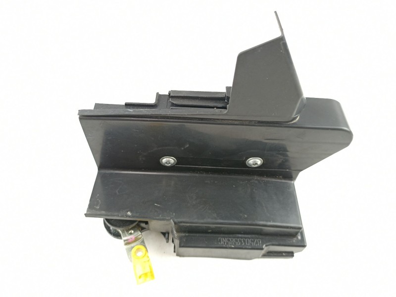 Recambio de cerradura puerta trasera izquierda para dacia sandero ambiance referencia OEM IAM 825033585R  