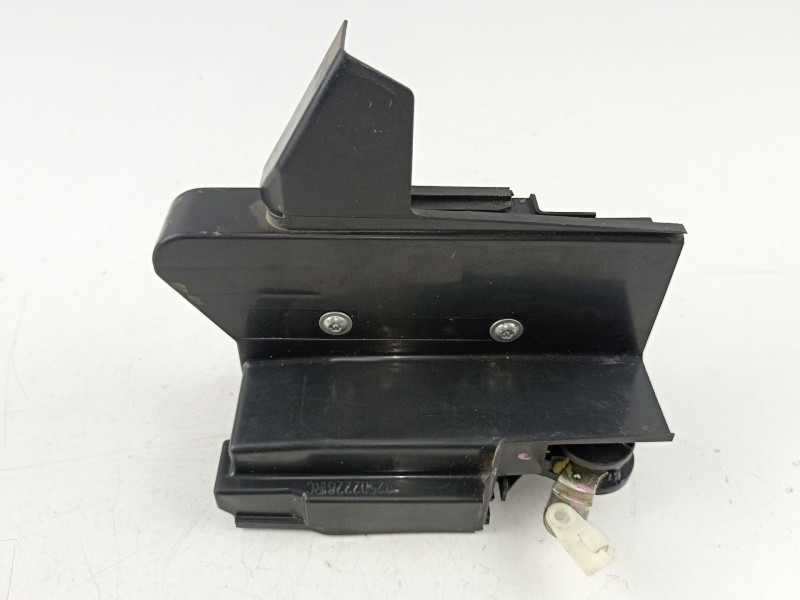 Recambio de cerradura puerta trasera derecha para dacia sandero ambiance referencia OEM IAM 825022281R  