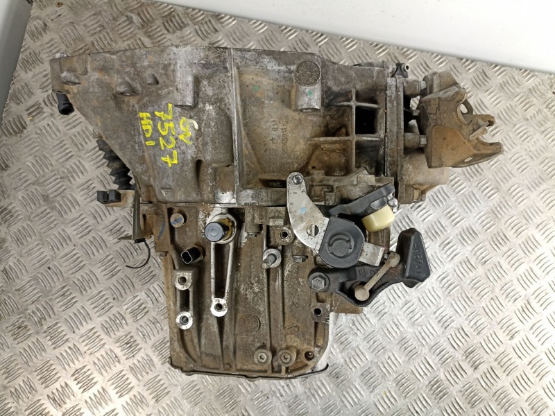 Recambio de caja cambios 6v turbo diesel para citroen c5 berlina business referencia OEM IAM 20MB25  