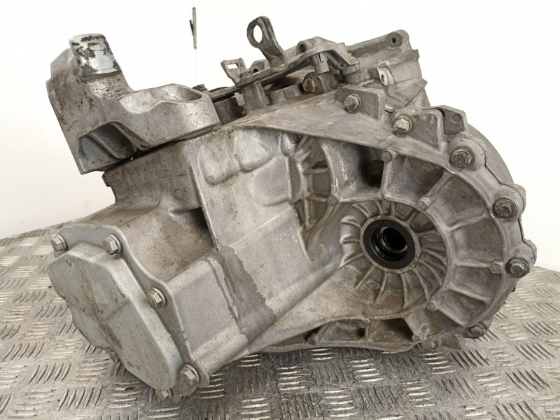 Recambio de caja cambios 6v gasolina para peugeot 308 1.2 g style referencia OEM IAM 20EA52  