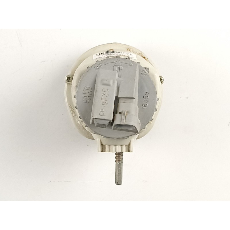 Recambio de antiniebla izquierdo para fiat fiorino 1.3 jtd 199a900 referencia OEM IAM 1356651080 01356651080 04025099900010