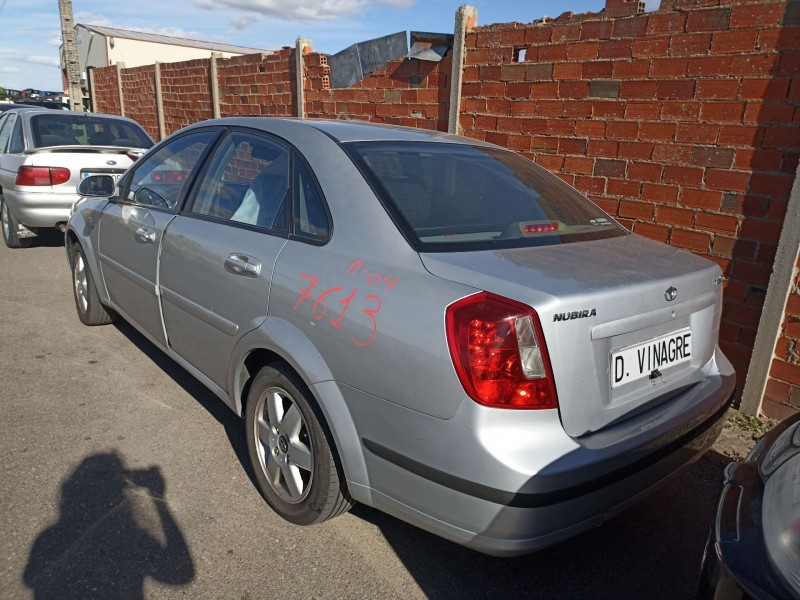 daewoo nubira del año 2004