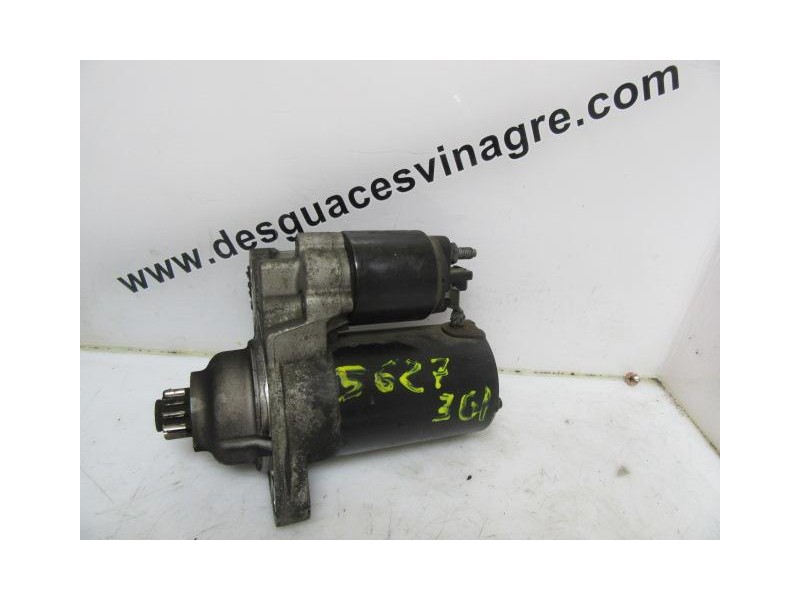 Recambio de motor arranque : volkswagen polo : 1.2 g (63,90cv) [2002] para volkswagen polo 1.2 g referencia OEM IAM 0001121016  