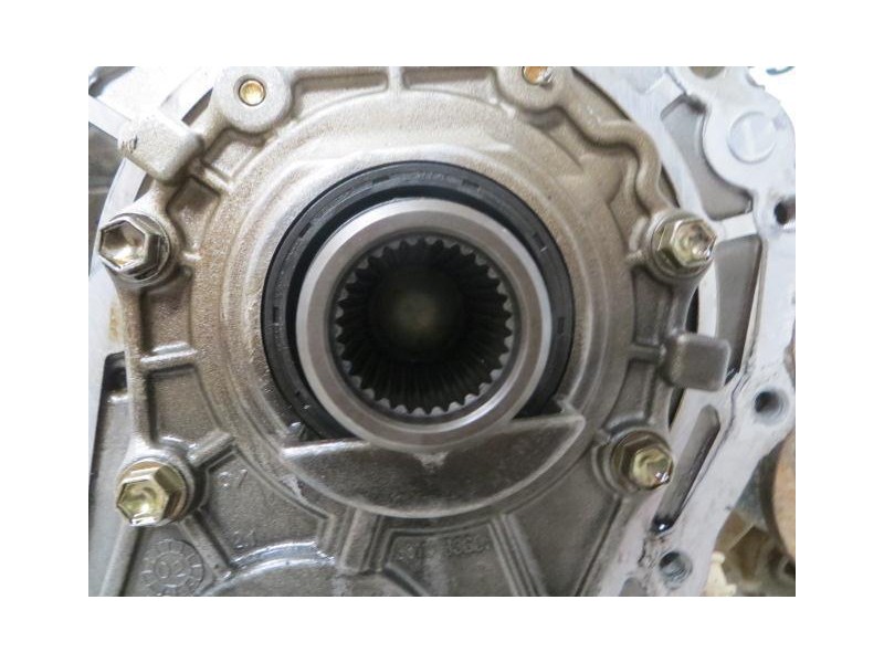 Recambio de caja transferencia nissan terrano 30 tdi 2002 para nissan terrano/terrano ii (r20) 3.0 ditd 4wd referencia OEM IAM  