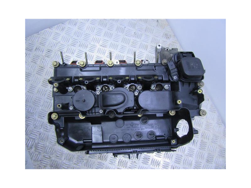 Recambio de culata turbo diesel para bmw 120 2.0 td referencia OEM IAM 7781211.05  