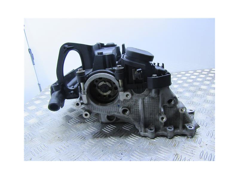 Recambio de culata turbo diesel para bmw 120 2.0 td referencia OEM IAM 7781211.05  
