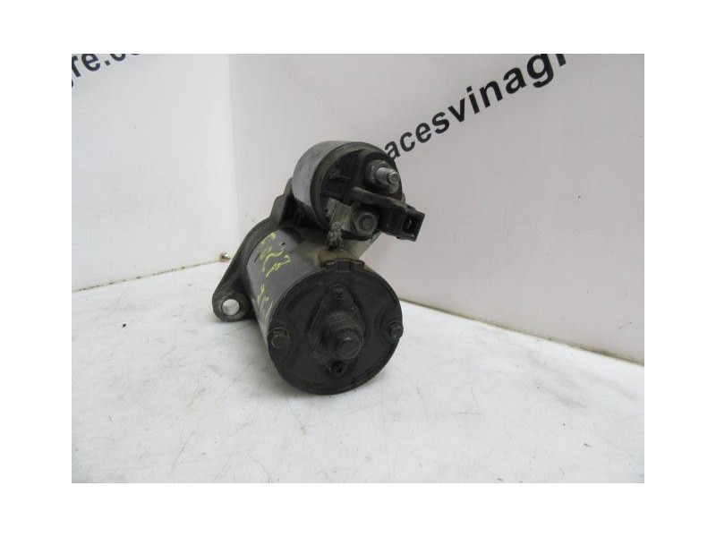 Recambio de motor arranque : volkswagen polo : 1.2 g (63,90cv) [2002] para volkswagen polo 1.2 g referencia OEM IAM 0001121016  