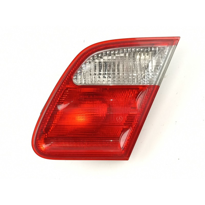 Recambio de piloto porton derecho para mercedes-benz e240 2.6g g112914 w210 170cv referencia OEM IAM A2108203864 2108203864 