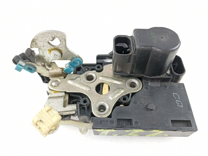 Recambio de cerradura puerta trasera izquierda para chevrolet kalos 1.4 se referencia OEM IAM 96260995  