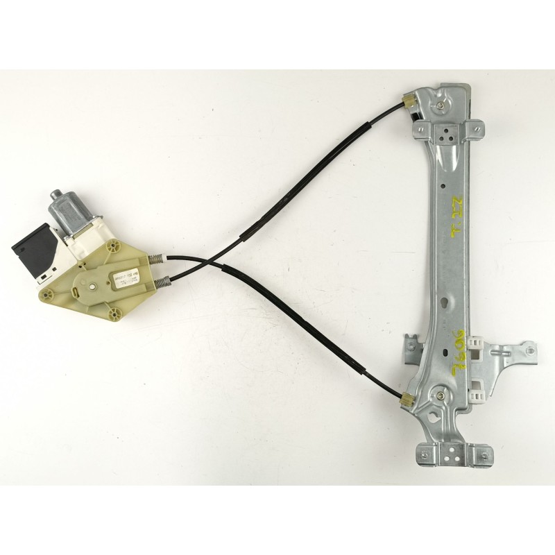 Recambio de elevalunas trasero izquierdo para renault megane 1.5 dci k9k j8 referencia OEM IAM 827210003R 827310185R 0130822330