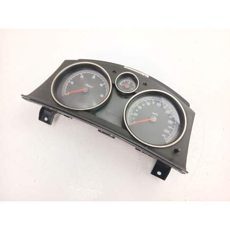 Recambio de cerradura puerta trasera izquierda para renault megane 1.5 dci k9k j8 referencia OEM IAM 825030002R  