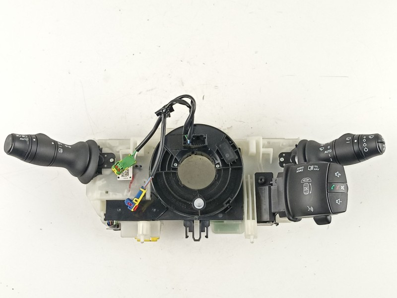 Recambio de mando luces y limpias para renault megane 1.5 dci k9k j8 referencia OEM IAM 255670019R  