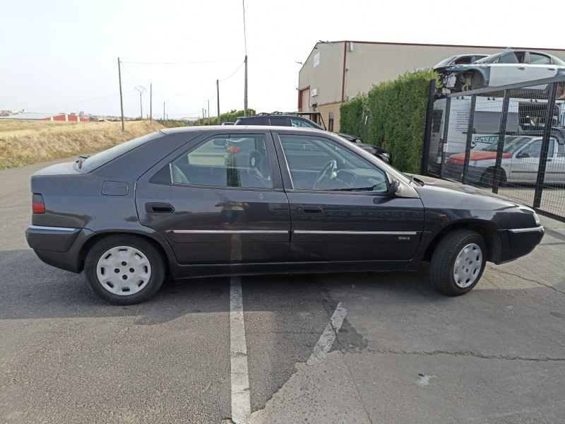 citroen xantia berlina del año 1995
