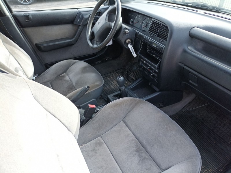 citroen xantia berlina del año 1995