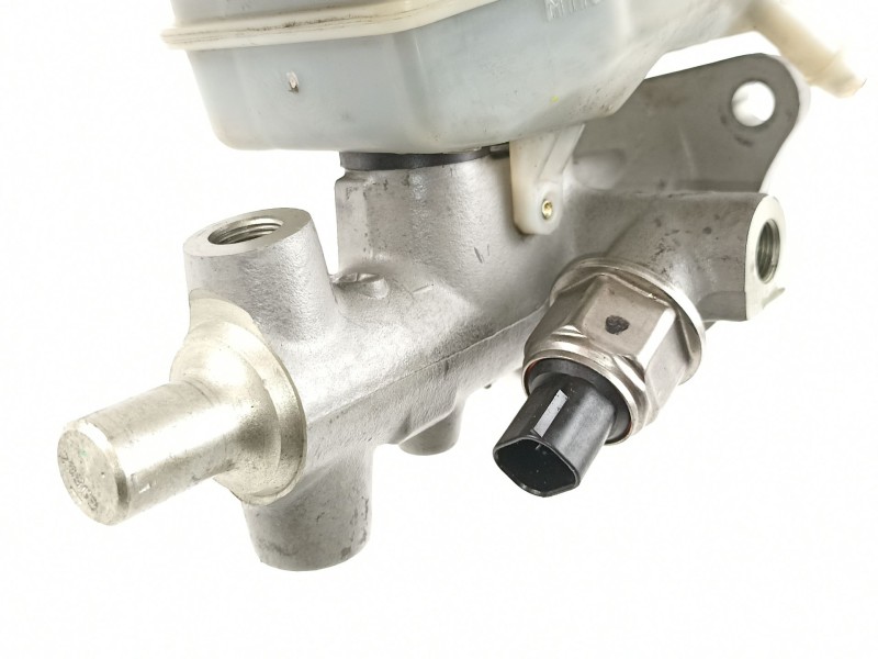 Recambio de bomba de freno para m. benz c220 2.2 cdi referencia OEM IAM A0054309601 0054309601 A2034300002