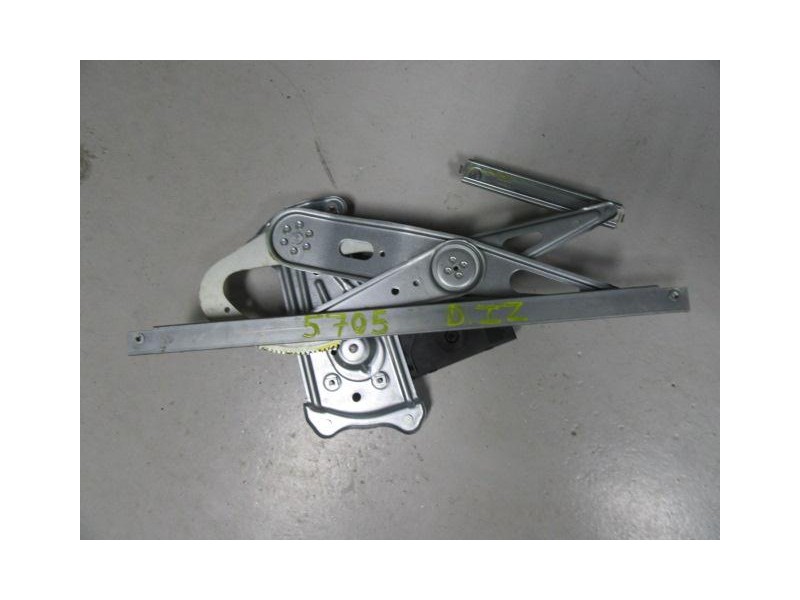 Recambio de elevalunas del-izdo : renault megane : 1.5 dci k9k 837 [2012] para renault megane 1.5 dci k9k 837 referencia OEM IAM