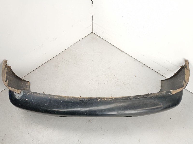 Recambio de paragolpes trasero chrysler pt cruiser 21 cdi 121cv 2003 para chrysler pt cruiser 2.1 cdi referencia OEM IAM NEGRO  