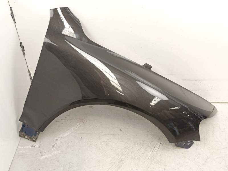 Recambio de aleta delantera derecha para volkswagen touareg (7la, 7l6, 7l7) 2.5 r5 tdi referencia OEM IAM 7L6821102K  